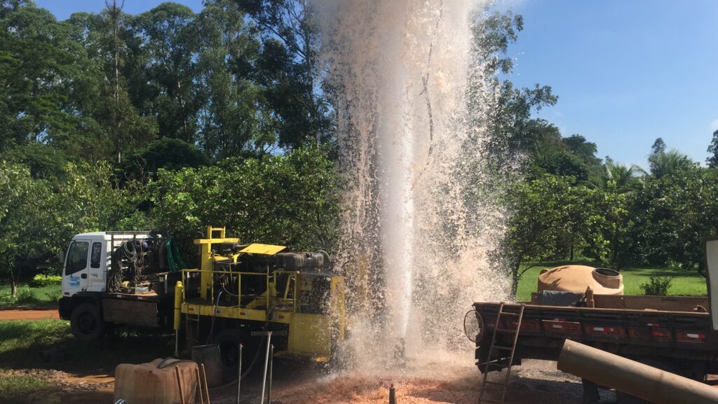 A Hidrolle é uma empresa de manutenção de poço artesiano com ampla experiência no mercado.