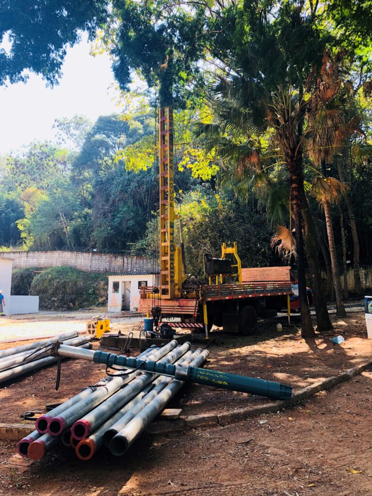 Manutenção preventina de poço artesiano.